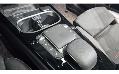 Mercedes-Benz CLA 250 4MATIC - автомобили, коли, обяви за нови и употребявани 12