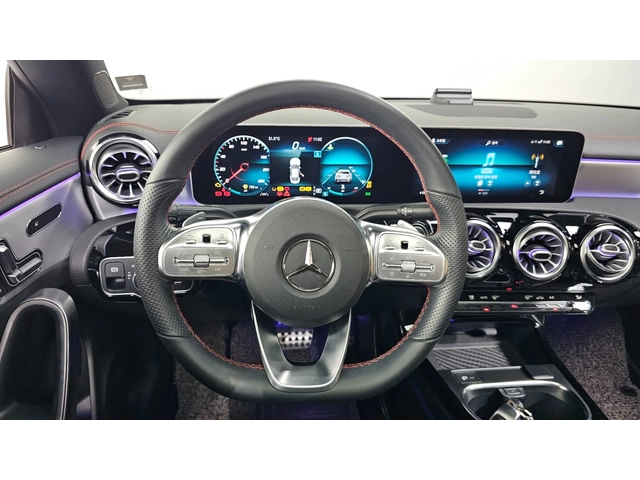 Mercedes-Benz CLA 250 4MATIC - автомобили, коли, обяви за нови и употребявани 9