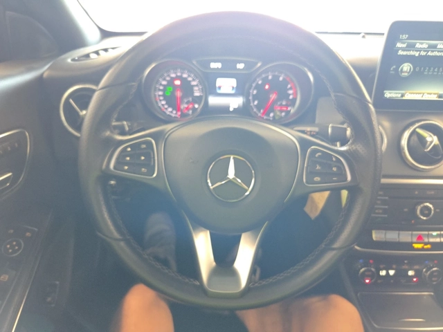 Mercedes-Benz CLA 250 4MATIC - автомобили, коли, обяви за нови и употребявани 12