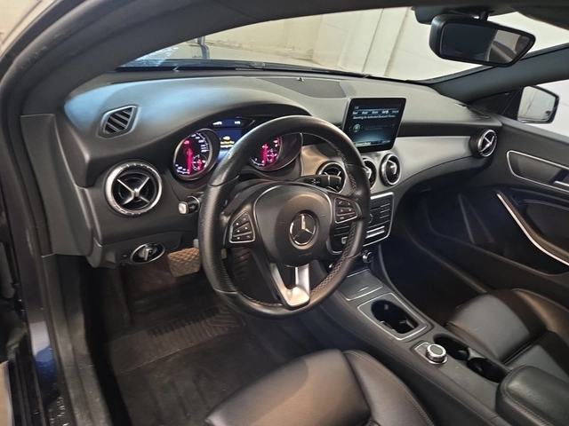 Mercedes-Benz CLA 250 4MATIC - автомобили, коли, обяви за нови и употребявани 8