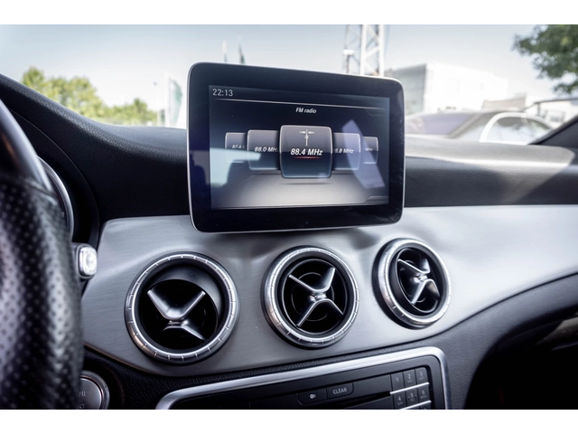 Mercedes-Benz CLA 250 AMGPACK-4MATIC-ТОП-РЕАЛНИ КМ-ГАРАНЦИЯ! - автомобили, коли, обяви за нови и употребявани 11