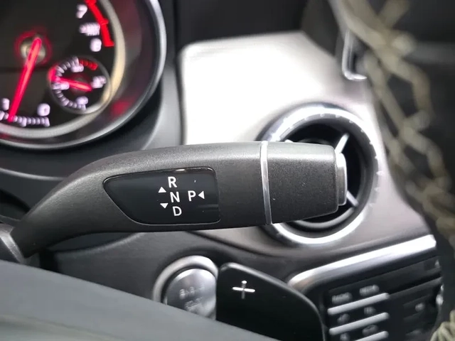 Mercedes-Benz CLA 250 САМО 30% АВАНС - автомобили, коли, обяви за нови и употребявани 8