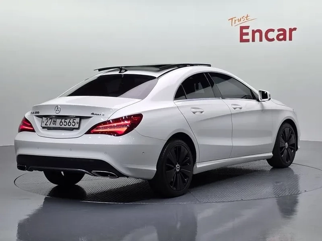 Mercedes-Benz CLA 250 САМО 30% АВАНС - автомобили, коли, обяви за нови и употребявани 3
