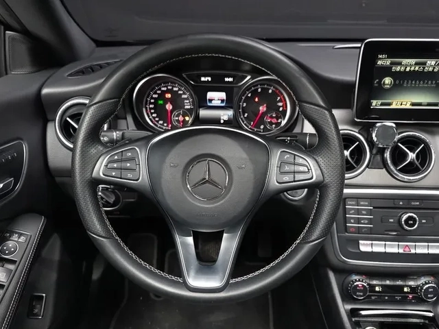 Mercedes-Benz CLA 250 САМО 30% АВАНС - автомобили, коли, обяви за нови и употребявани 13