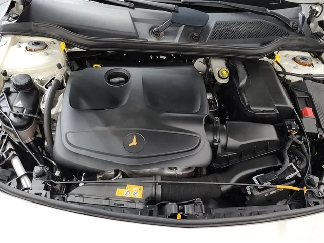 Mercedes-Benz CLA 250 САМО 30% АВАНС - автомобили, коли, обяви за нови и употребявани 5