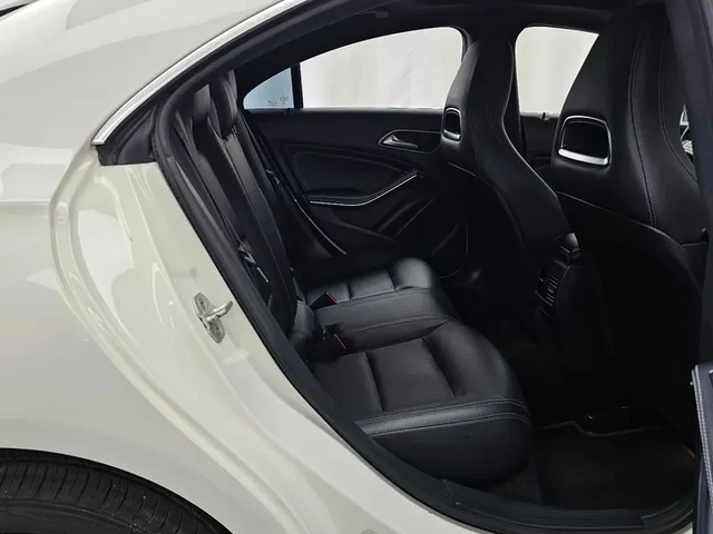 Mercedes-Benz CLA 250 САМО 30% АВАНС - автомобили, коли, обяви за нови и употребявани 11