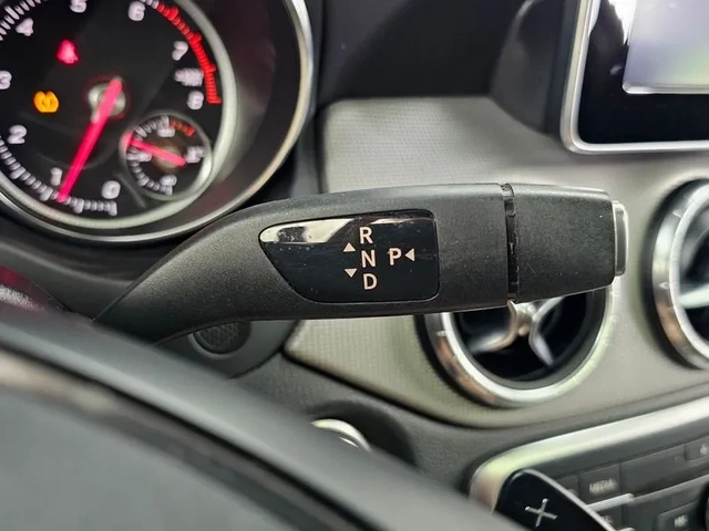 Mercedes-Benz CLA 250 САМО 30% АВАНС - автомобили, коли, обяви за нови и употребявани 8