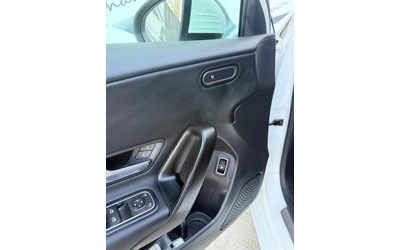 Mercedes-Benz CLA 250 Бартер - автомобили, коли, обяви за нови и употребявани 8