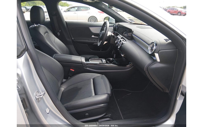 mercedes-benz-cla-250-coupe-2-0l-i-4-di-dohc-vvt-turbo-221hp-all-wheel-drive - 4