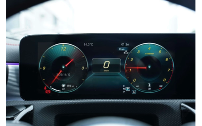 Mercedes-Benz CLA * CLA250 4MATIC * CARFAX * ЦЕНА ДО БГ - автомобили, коли, обяви за нови и употребявани 16