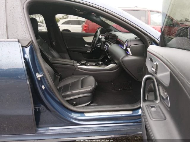 Mercedes-Benz CLA 350 AMG 4MATIC - автомобили, коли, обяви за нови и употребявани 4