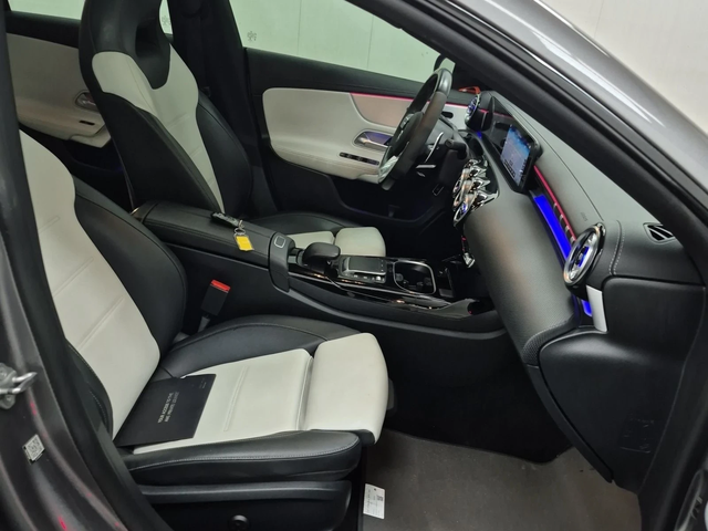 Mercedes-Benz CLA 350 AMG AMG35* Burmester* 360View* Full Digital* Подгрев* - автомобили, коли, обяви за нови и употребявани 12