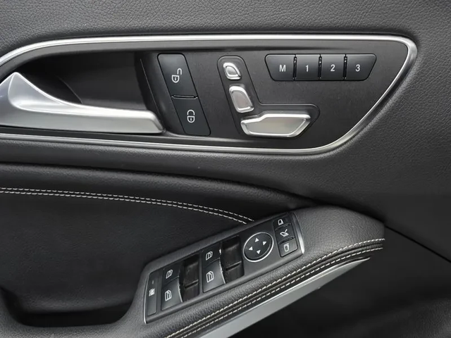 Mercedes-Benz CLA 4Matic - автомобили, коли, обяви за нови и употребявани 16