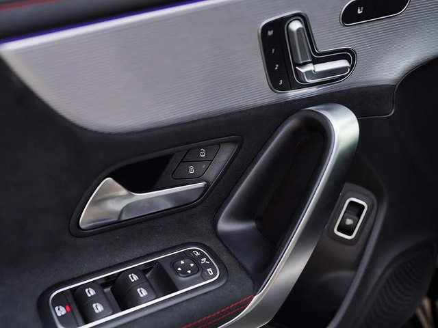 Mercedes-Benz CLA * АвтоКредит * (ЦЕНА ДО БГ) - автомобили, коли, обяви за нови и употребявани 16