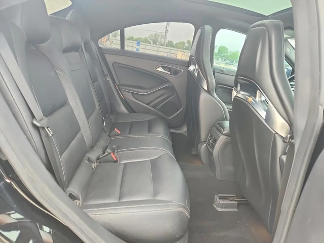 Mercedes-Benz CLA 45 AMG 4x4 - автомобили, коли, обяви за нови и употребявани 8