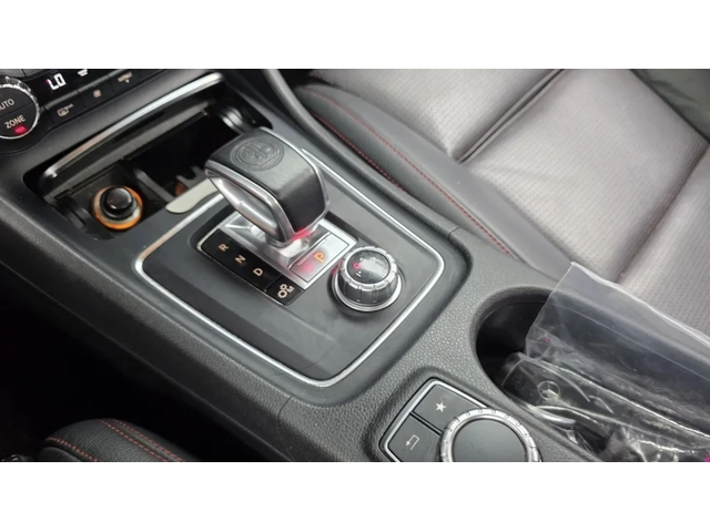 Mercedes-Benz CLA 45 AMG ПОДГРЕВ / ПЕРА / ПАНОРАМА - автомобили, коли, обяви за нови и употребявани 12