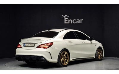mercedes-benz-cla-45-amg - 1