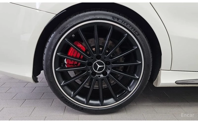 mercedes-benz-cla-45-amg - 3