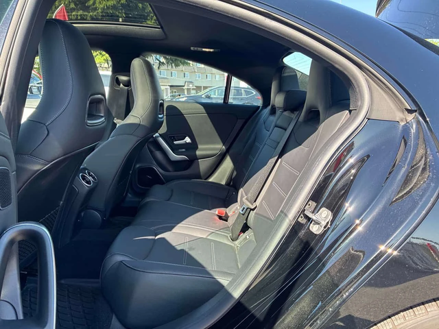 Mercedes-Benz CLA * AMG 35 * 2 КЛЮЧА* ПОДГРЕВ* PANO* KEYLESS* - автомобили, коли, обяви за нови и употребявани 10