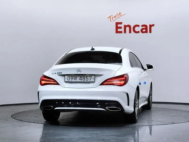 Mercedes-Benz CLA 2.5 - автомобили, коли, обяви за нови и употребявани 3