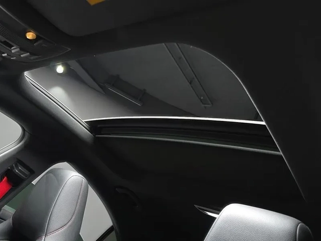 Mercedes-Benz CLA 2.5 - автомобили, коли, обяви за нови и употребявани 16