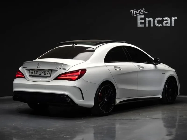 Mercedes-Benz CLA 2.5 - автомобили, коли, обяви за нови и употребявани 1