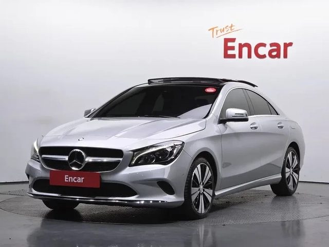 Mercedes-Benz CLA 2.5 - автомобили, коли, обяви за нови и употребявани 0