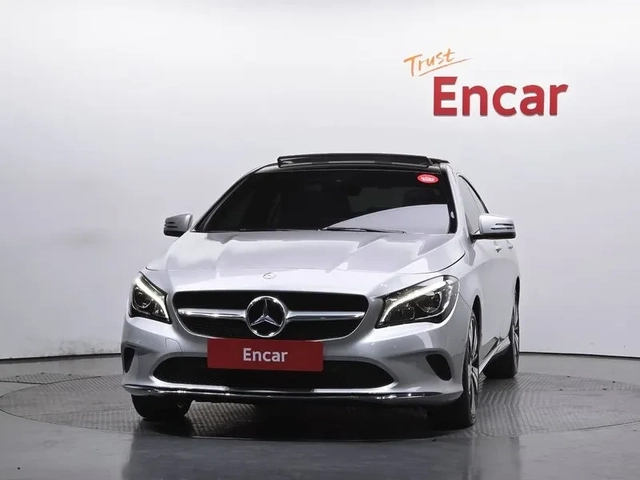 Mercedes-Benz CLA 2.5 - автомобили, коли, обяви за нови и употребявани 2