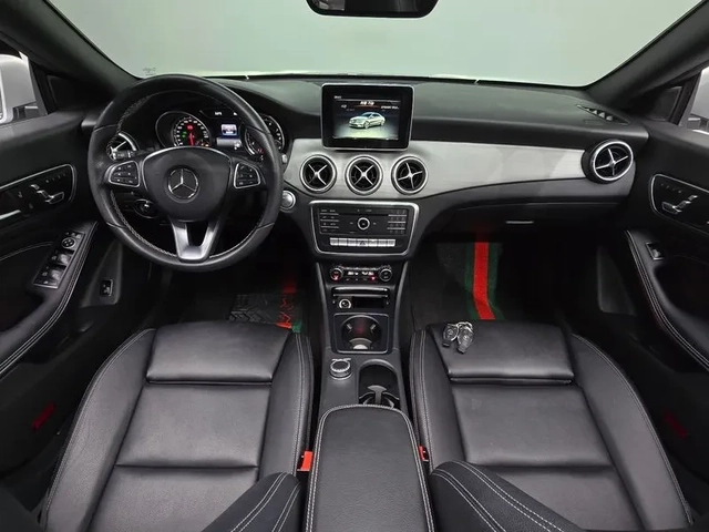 Mercedes-Benz CLA 2.5 - автомобили, коли, обяви за нови и употребявани 6