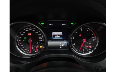 Mercedes-Benz CLA 2.5 - автомобили, коли, обяви за нови и употребявани 7