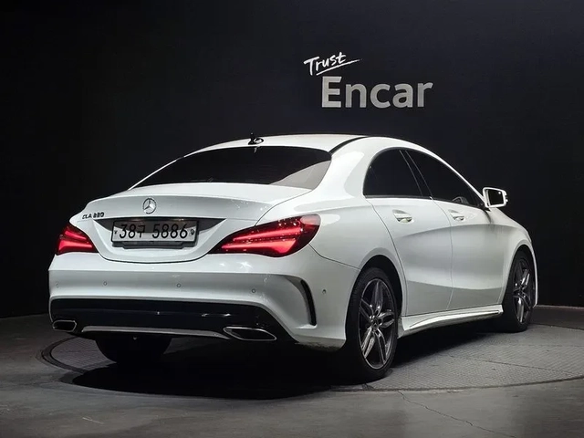 Mercedes-Benz CLA 2.5 - автомобили, коли, обяви за нови и употребявани 1