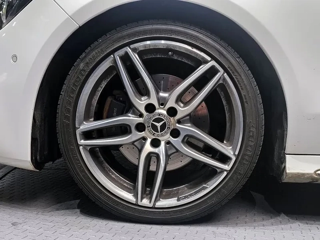 Mercedes-Benz CLA 2.5 - автомобили, коли, обяви за нови и употребявани 4