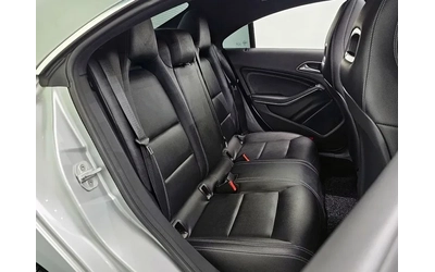 Mercedes-Benz CLA 2.5 - автомобили, коли, обяви за нови и употребявани 11