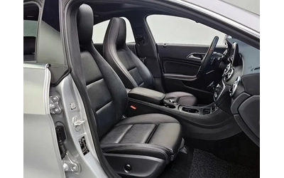 Mercedes-Benz CLA 2.5 - автомобили, коли, обяви за нови и употребявани 9