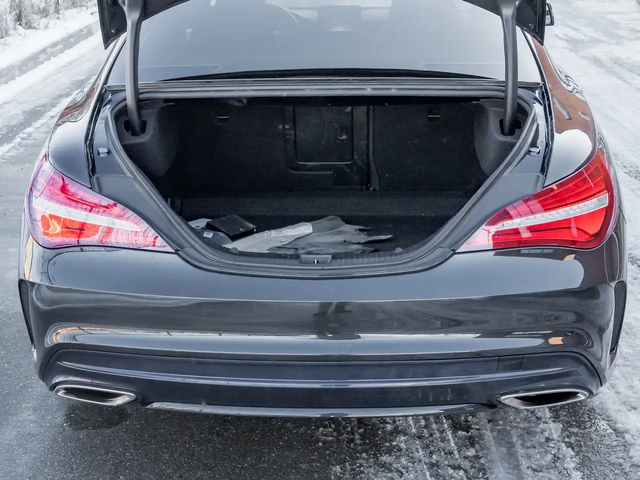 Mercedes-Benz CLA CLA250 4Matic -One Owner-Premium and Sport Pkg-18i All Wheel Drive - автомобили, коли, обяви за нови и употребявани 6