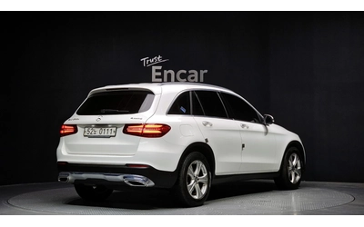 mercedes-benz-clc-220 - 1
