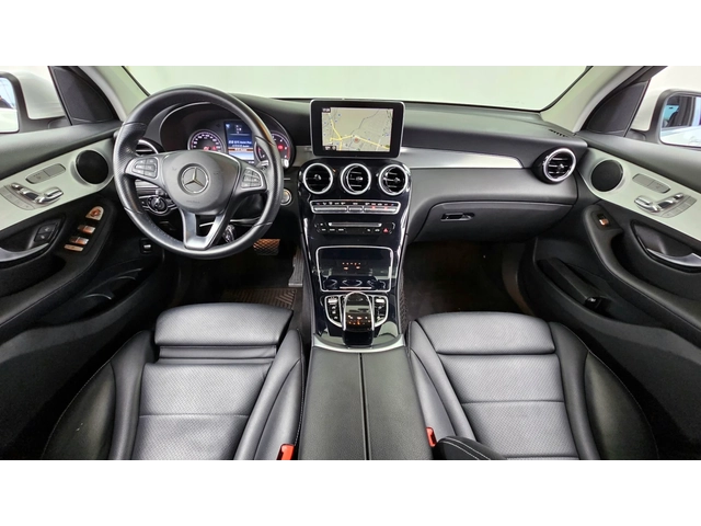 Mercedes-Benz CLC 220 GLC220d 4MATIC | MEMORY | Панорама | Ел. седалки - автомобили, коли, обяви за нови и употребявани 5