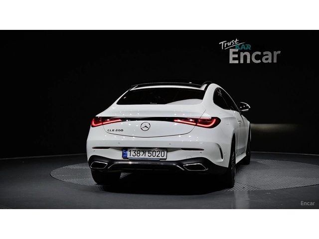 Mercedes-Benz CLE 200 ПОДГРЕВ* ОБДУХВАНЕ* ДИСТРОНИК* 360* КАМЕРА* HUD* - автомобили, коли, обяви за нови и употребявани 3