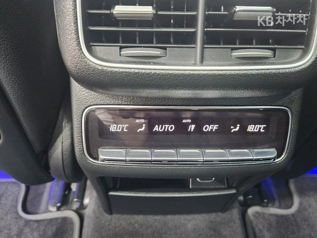 Mercedes-Benz CLE 300 d 4Matic - автомобили, коли, обяви за нови и употребявани 13