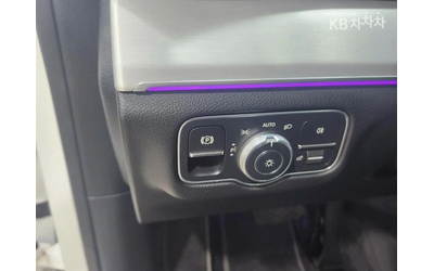 Mercedes-Benz CLE 300 d 4Matic - автомобили, коли, обяви за нови и употребявани 7