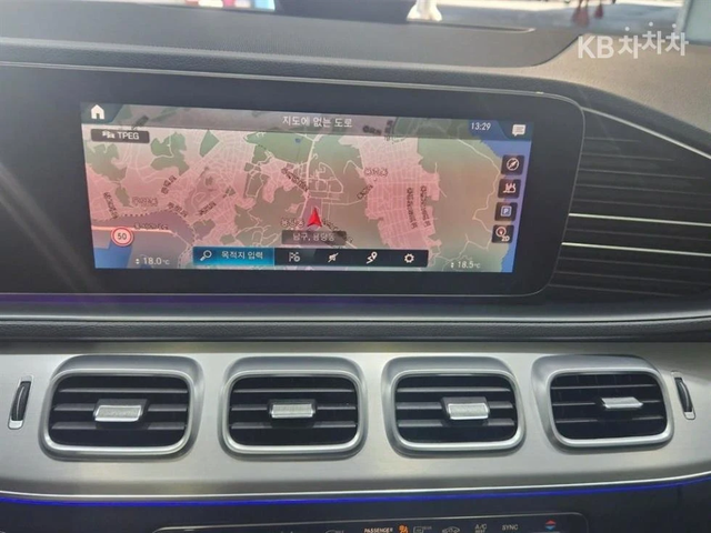 Mercedes-Benz CLE 300 d 4Matic - автомобили, коли, обяви за нови и употребявани 9