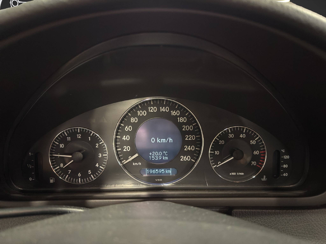 Mercedes-Benz CLK 500 - автомобили, коли, обяви за нови и употребявани 29