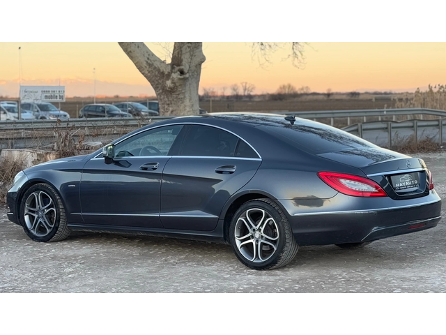 Mercedes-Benz CLS 250 d= Sport Pack= Distronic= Keyless Go= - автомобили, коли, обяви за нови и употребявани 6
