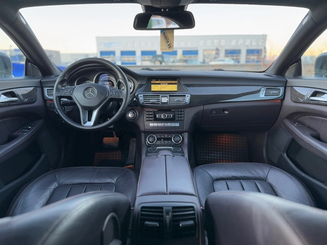Mercedes-Benz CLS 250 d= Sport Pack= Distronic= Keyless Go= - автомобили, коли, обяви за нови и употребявани 9