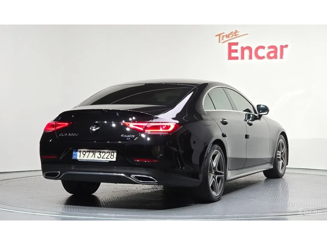 Mercedes-Benz CLS 300 D 4MATIC / FACELIFT / BURMESTER / HUD / ОБДУХ - автомобили, коли, обяви за нови и употребявани 1