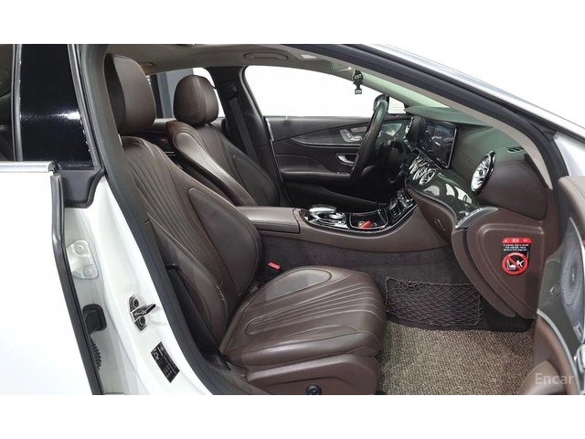 Mercedes-Benz CLS 300 AMG* LINE* BURMESTER* ХЕДЪП* 360КАМЕРА* LANE* ASSI - автомобили, коли, обяви за нови и употребявани 13