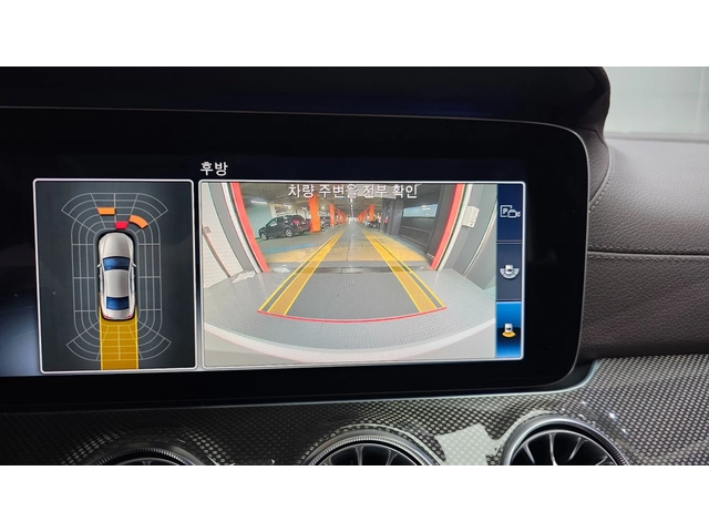 Mercedes-Benz CLS 300 d AMG Line | HUD | Шибидах - автомобили, коли, обяви за нови и употребявани 13