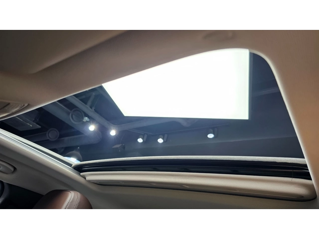 Mercedes-Benz CLS 300 d AMG Line | HUD | Шибидах - автомобили, коли, обяви за нови и употребявани 15