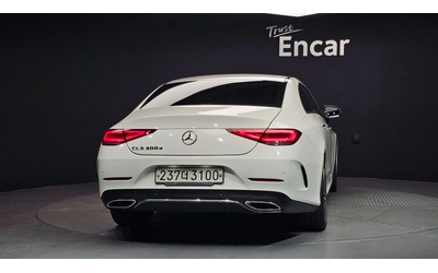 mercedes-benz-cls-300 - 1