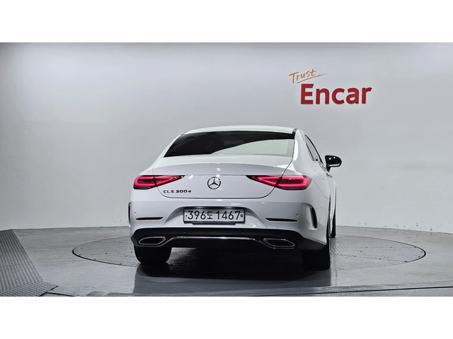 Mercedes-Benz CLS 300 d AMG Line | HUD | Шибидах - автомобили, коли, обяви за нови и употребявани 3